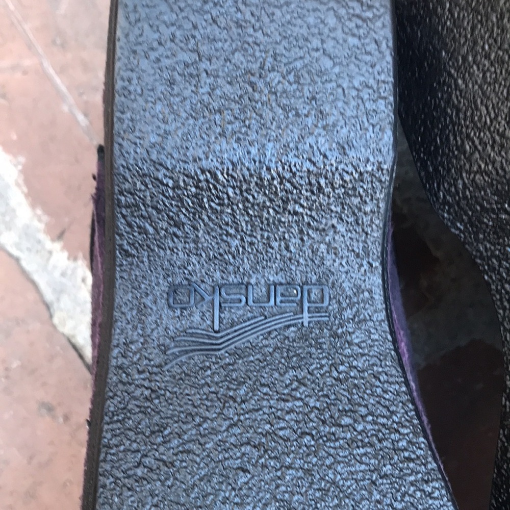 Dansko Suede Work Shoes - Picture 5 of 13